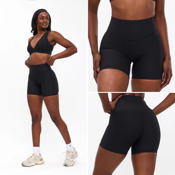 NWT BuffBunny Material Girl Ribbed Short - Picture 1 of 4